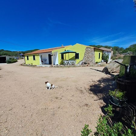 B&B Li Salcuneddi Aglientu Exterior photo